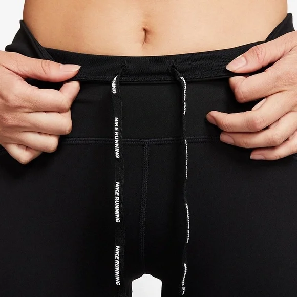 Nike Icon Clash Speed Tight 7/8 en Black, White & Reflective Silver Size Small - Picture 3 of 5